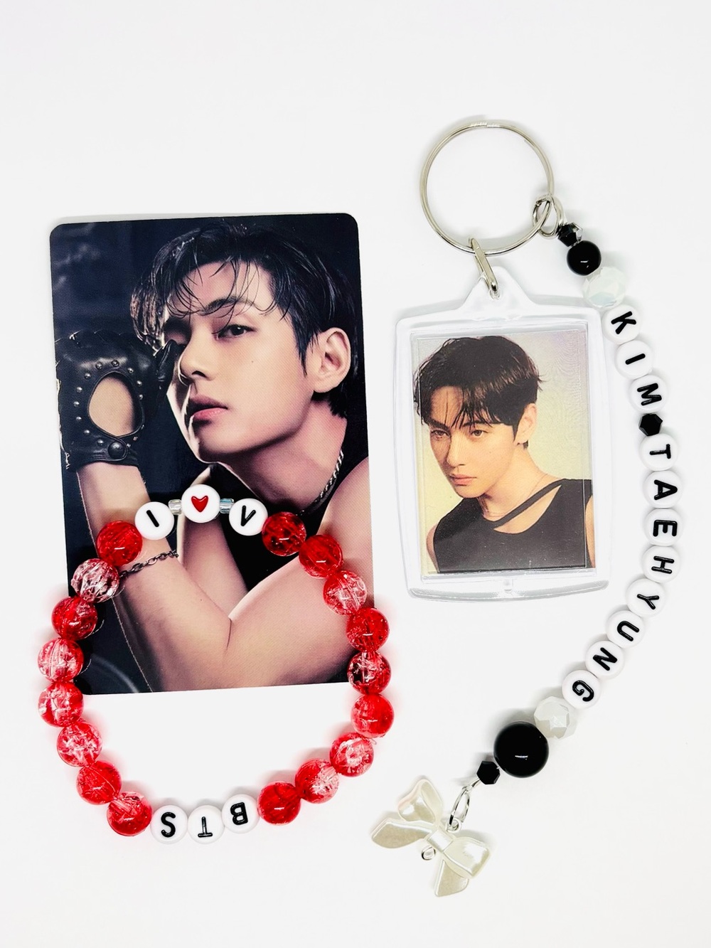 (3pcs) BTS V TAEHYUNG PHOTO KEYCHAIN BRACELET PHOTO CARD BUNDLE